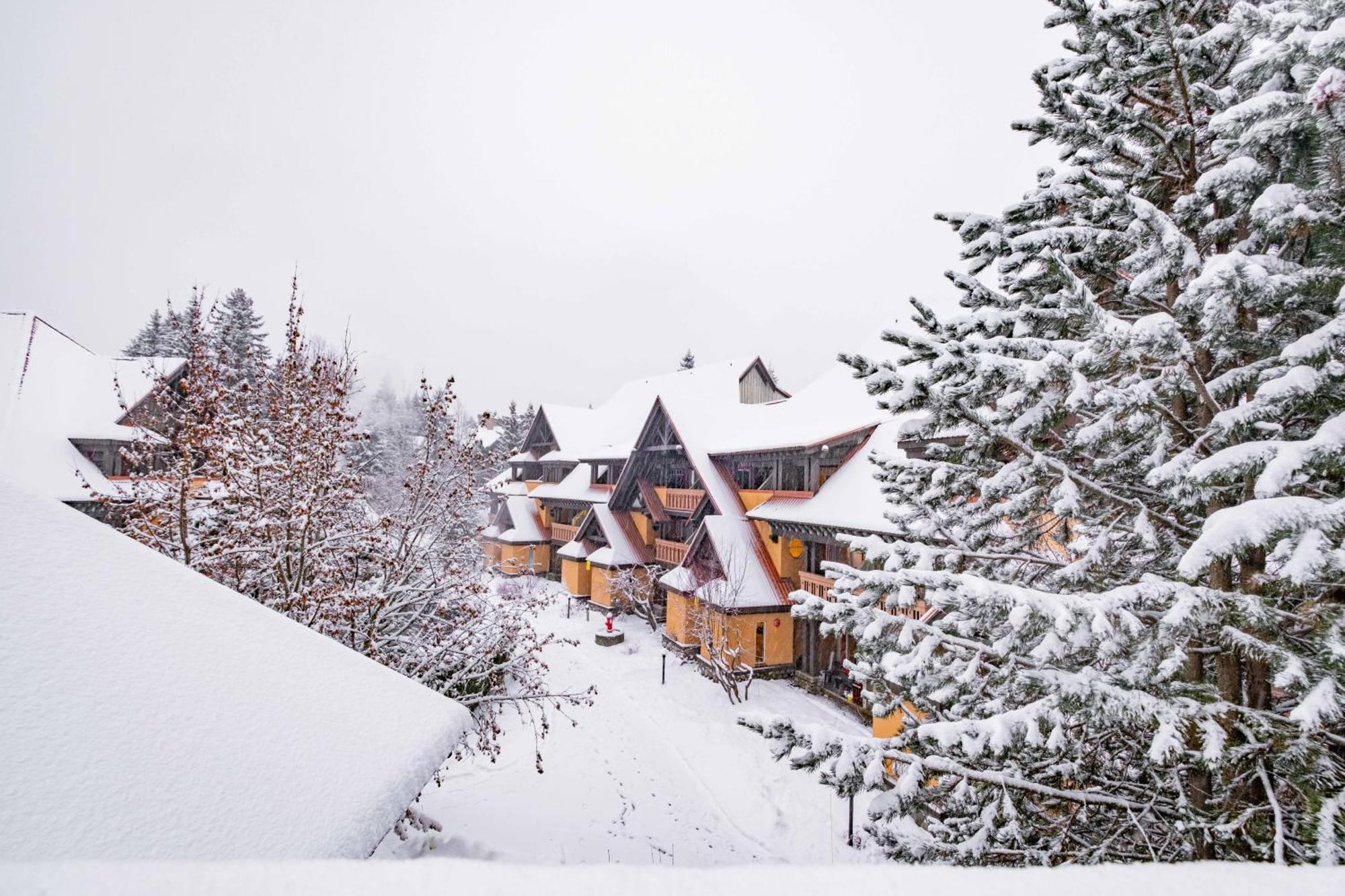 Sunpath By Outpost Whistler Villa Екстериор снимка