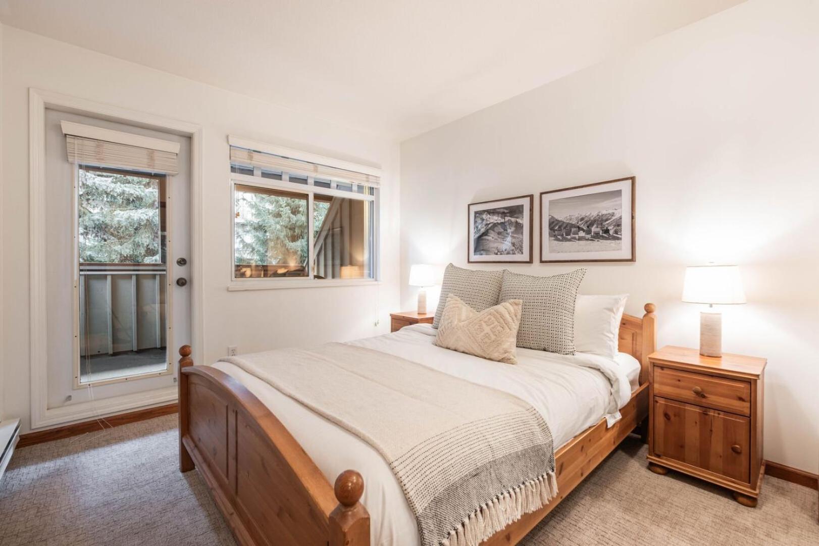 Sunpath By Outpost Whistler Villa Екстериор снимка